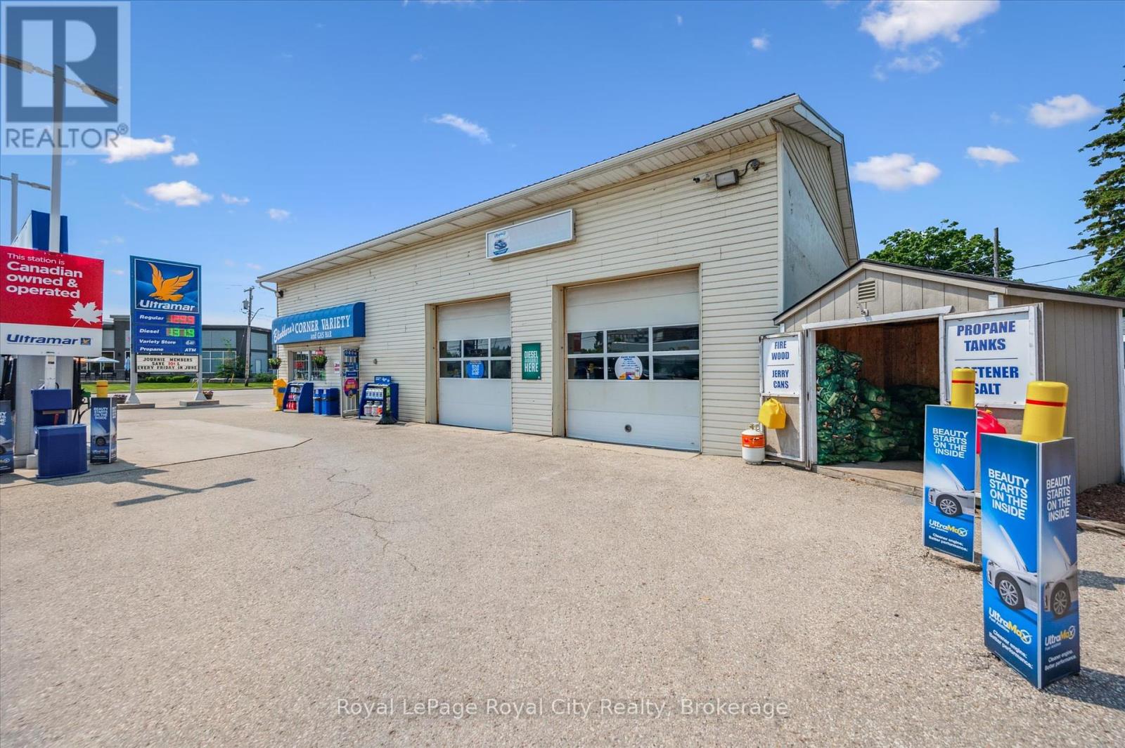 935 St. David Street N, Centre Wellington, Ontario  N1M 2W3 - Photo 5 - X12218775