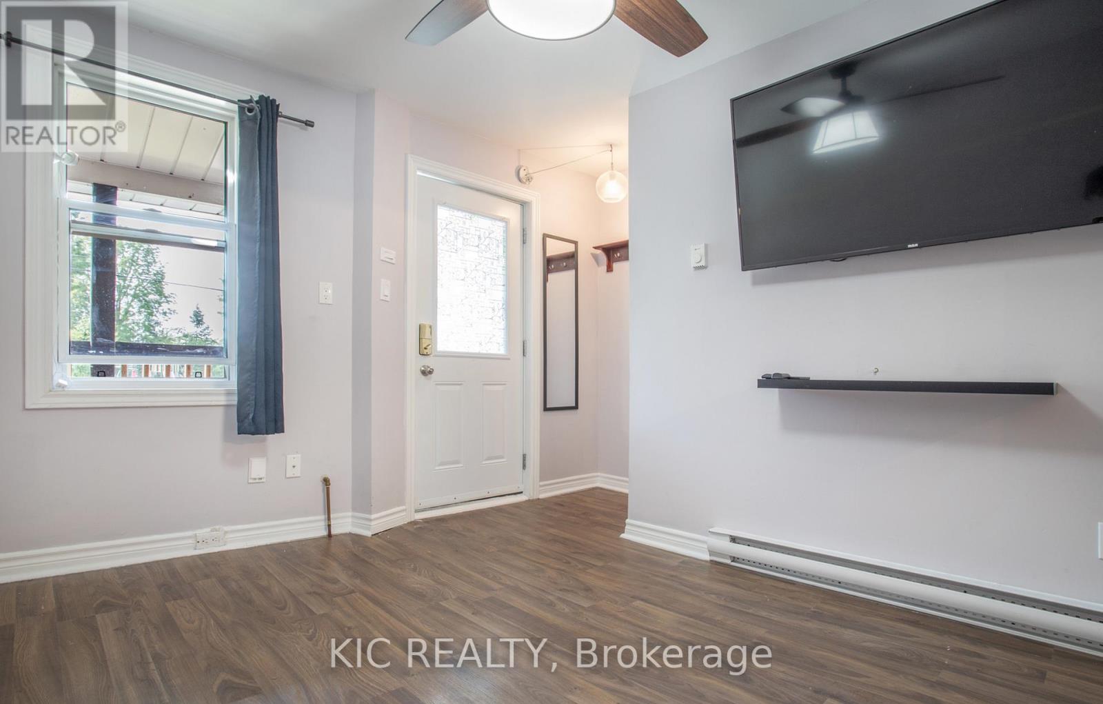 Property at 112 1/2 OLIVE AVENUE image 5