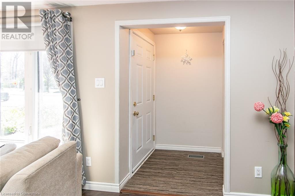Property at 130 KINGSWOOD Drive Unit# 33 image 3