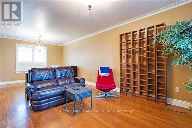Property at 445 PALISER CRESCENT N image 5