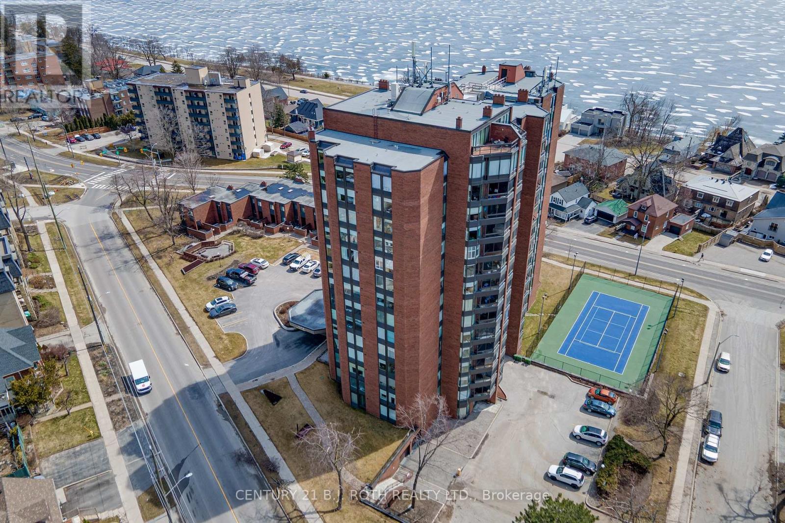 Property at 301 - 181 COLLIER STREET image 2