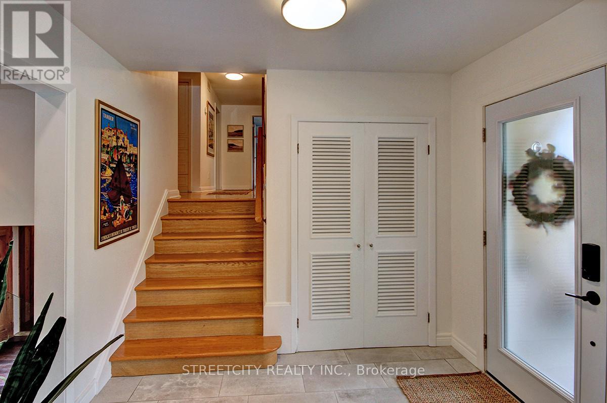 Property at 825 CLEARVIEW AVENUE image 4