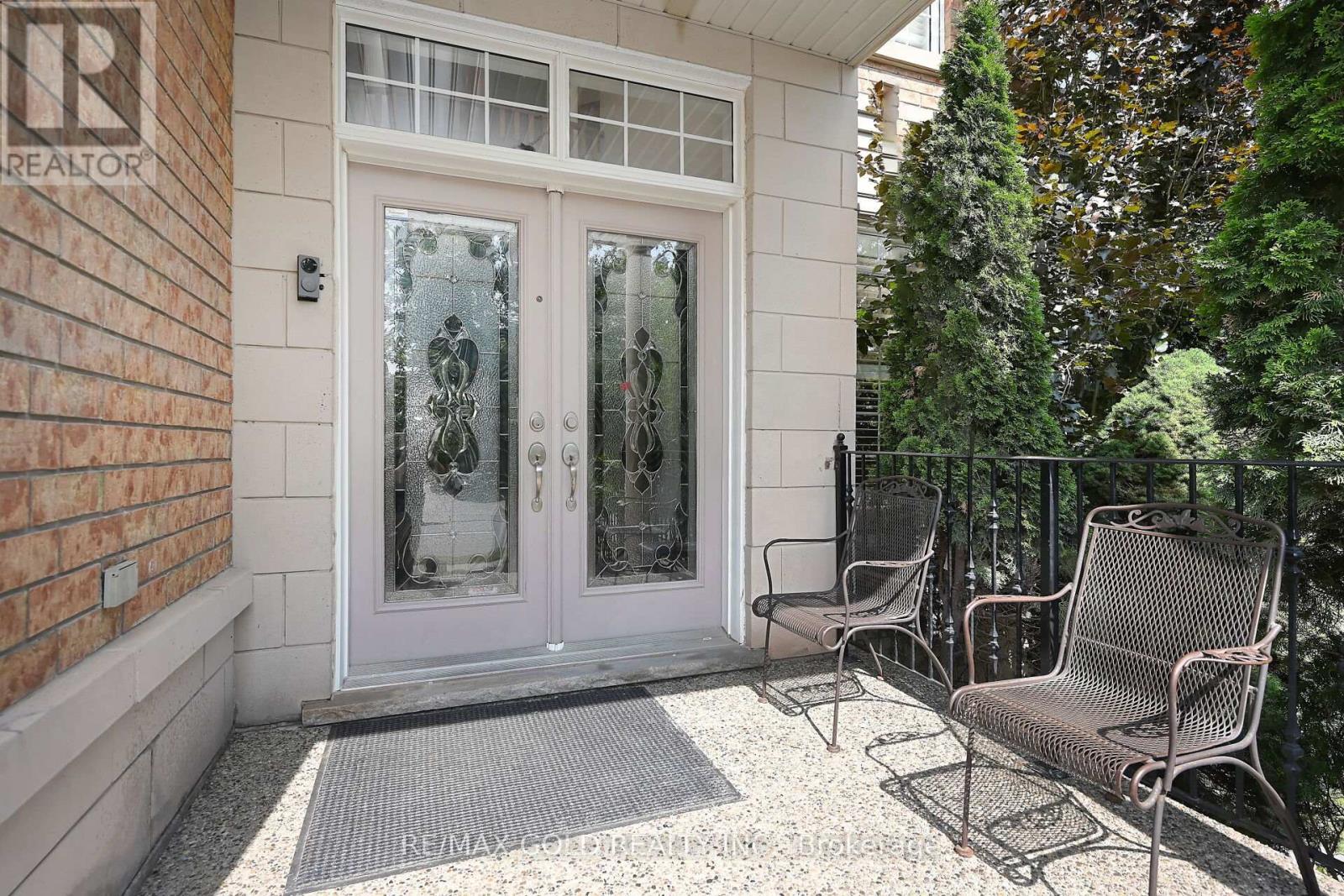 Property at 42 LOUVAIN DRIVE image 4