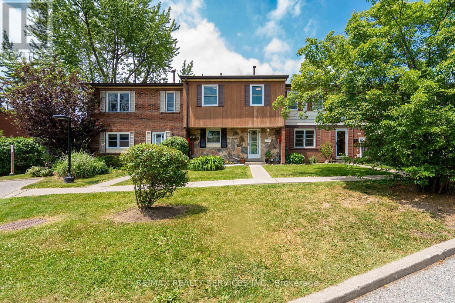 Property at 58 - 2825 GANANOQUE DRIVE image 3