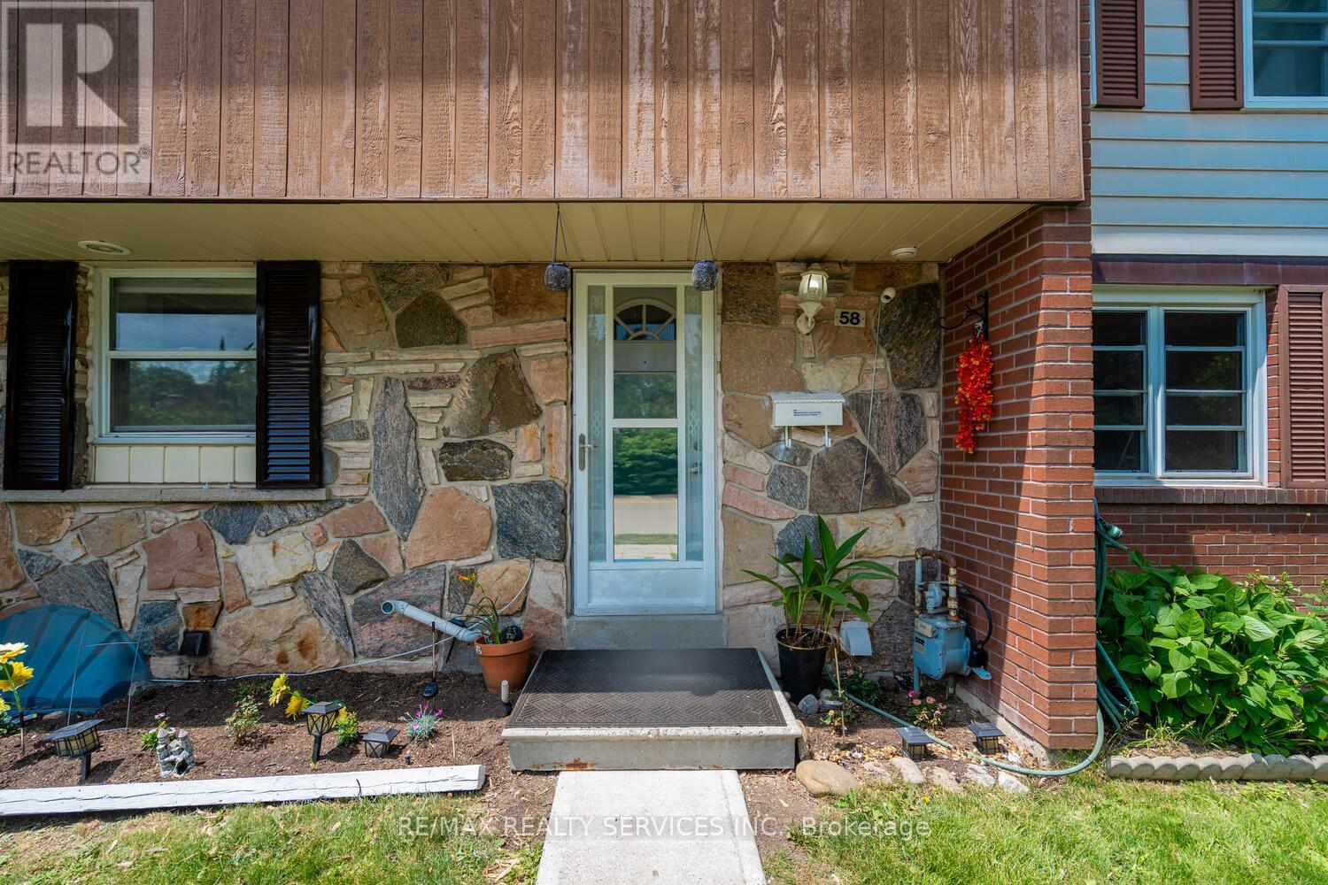 Property at 58 - 2825 GANANOQUE DRIVE image 5