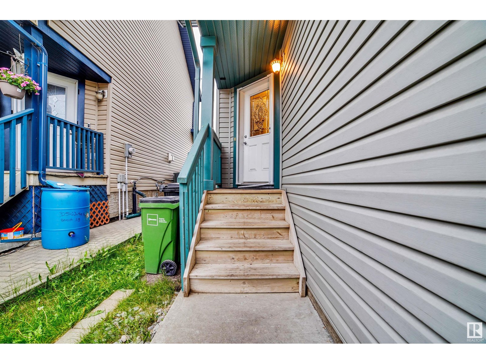3019 22 Av Nw, Edmonton, Alberta  T6T 0J9 - Photo 2 - E4443089