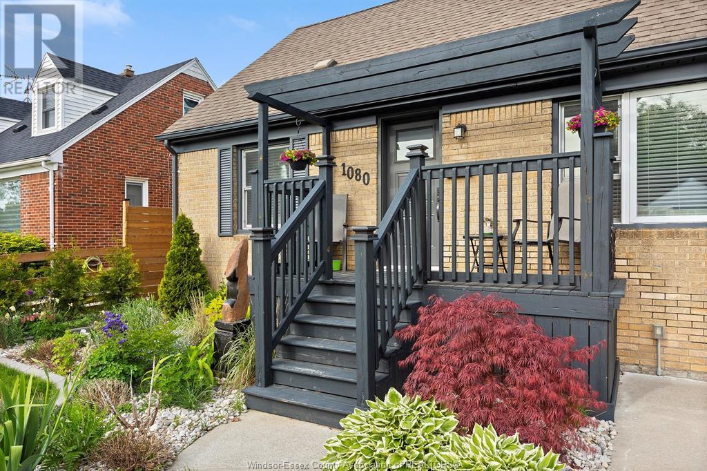 Property at 1080 BELLE ISLE VIEW BOULEVARD image 4