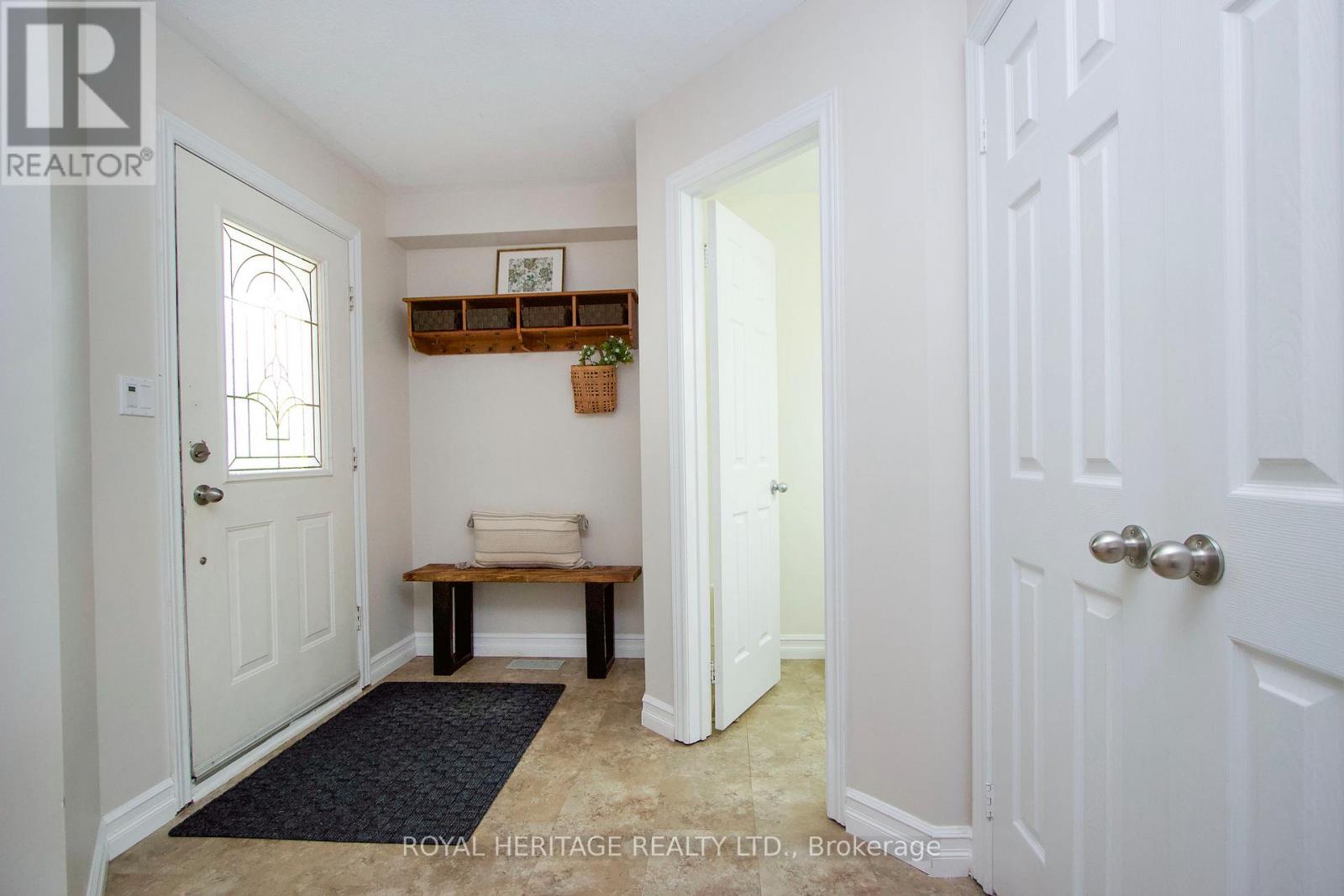 Property at 55 HEARTHSTONE CRESCENT image 4