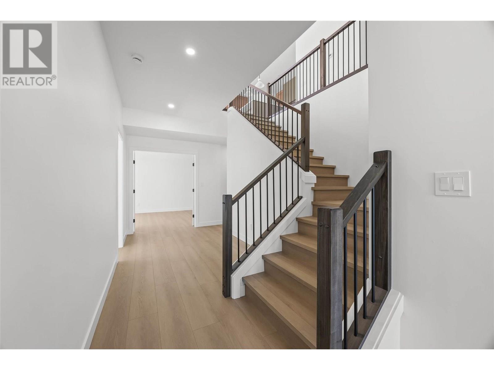 Property at 1298 BRECHIN Place image 2