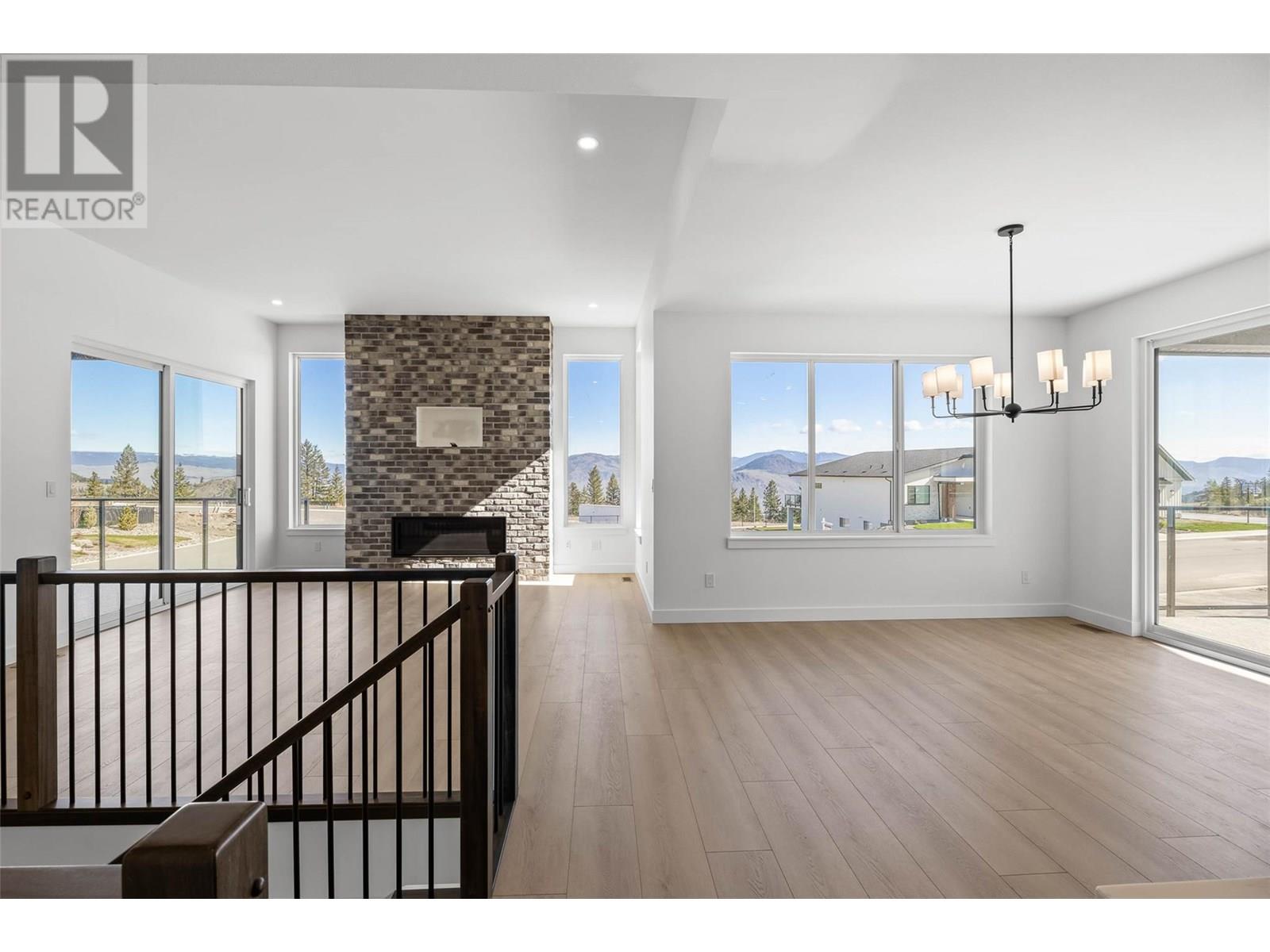 Property at 1298 BRECHIN Place image 3