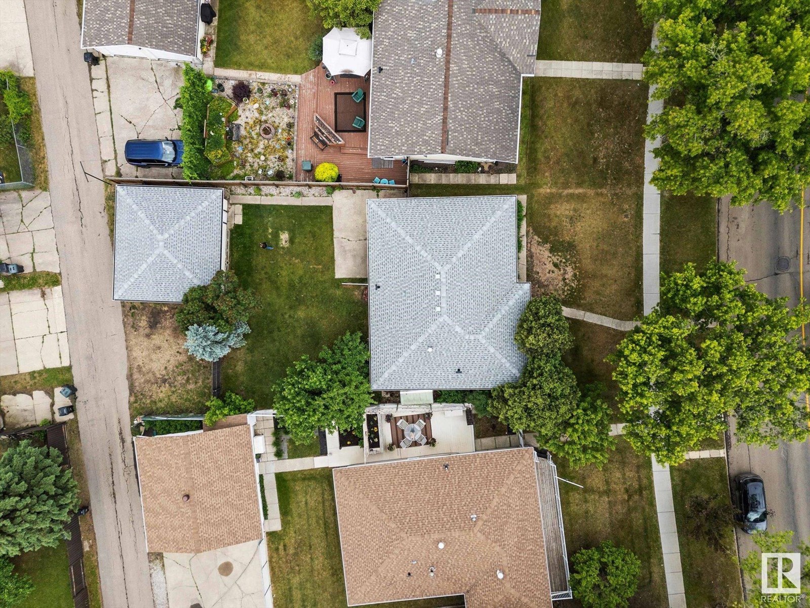 Property at 148 BROOKWOOD DR image 4