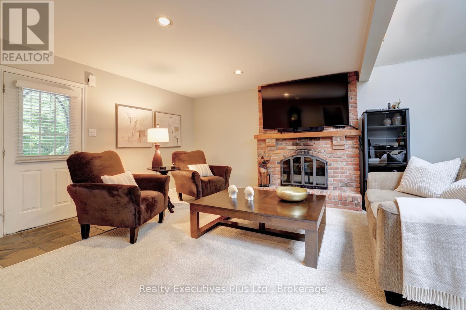 322 Pine Avenue, Oakville, Ontario  L6J 2J9 - Photo 19 - W12231803