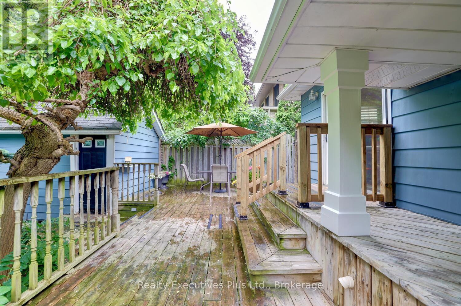 322 Pine Avenue, Oakville, Ontario  L6J 2J9 - Photo 38 - W12231803