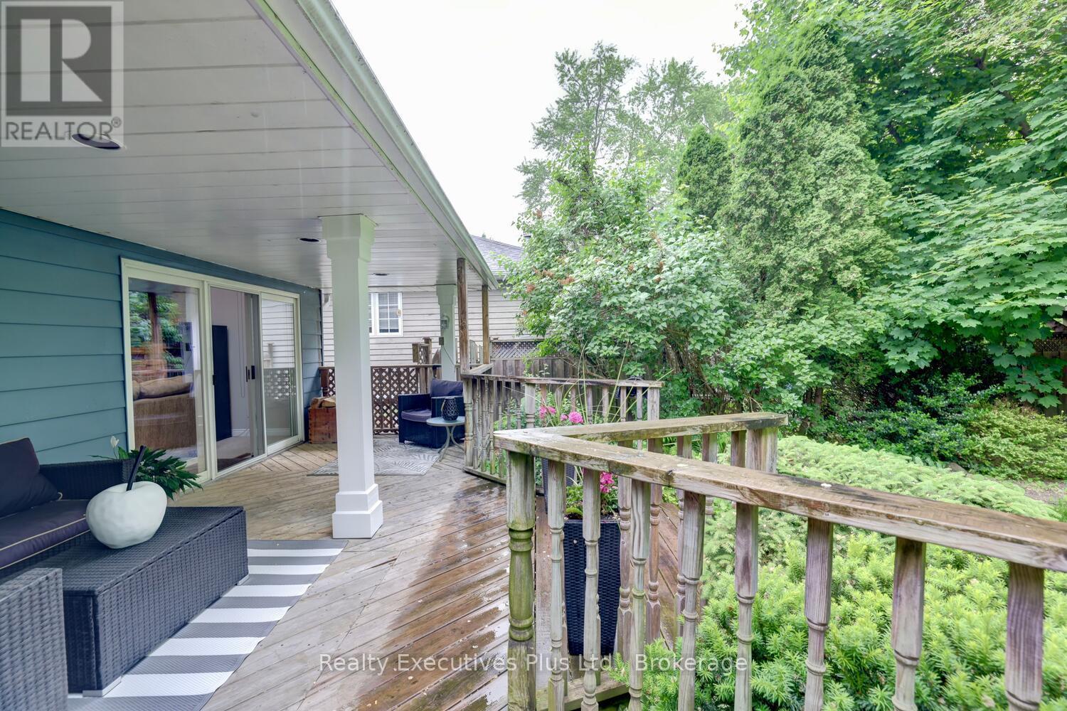 322 Pine Avenue, Oakville, Ontario  L6J 2J9 - Photo 40 - W12231803