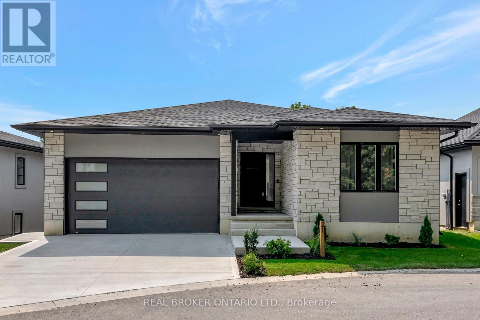 Property at 21 - 5 JOHN POUND ROAD image 2