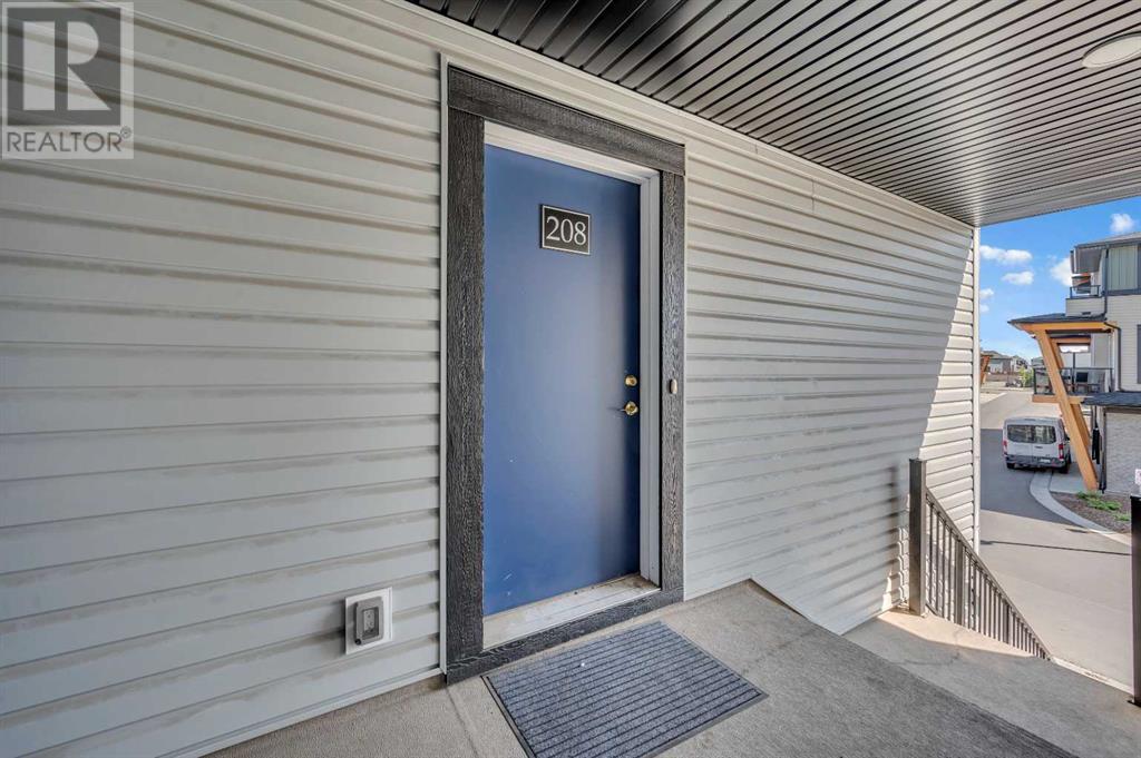 Property at 208, 10060 46 Street NE image 4