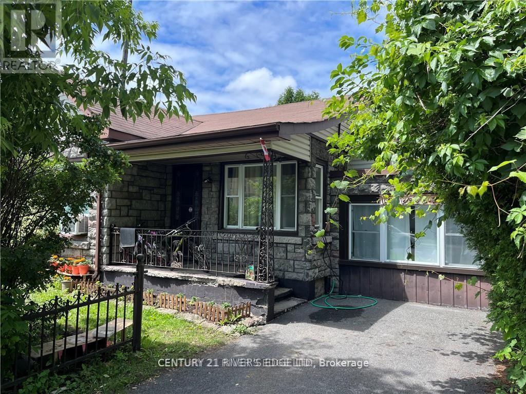 Property at 620 FIRST STREET E image 1