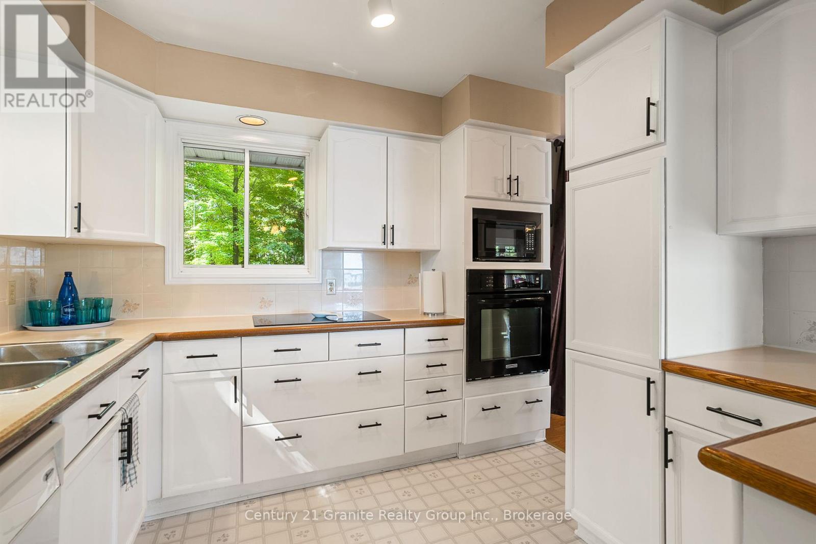 122 Suter Drive, Kawartha Lakes, Ontario  K0M 2B0 - Photo 18 - X12231852
