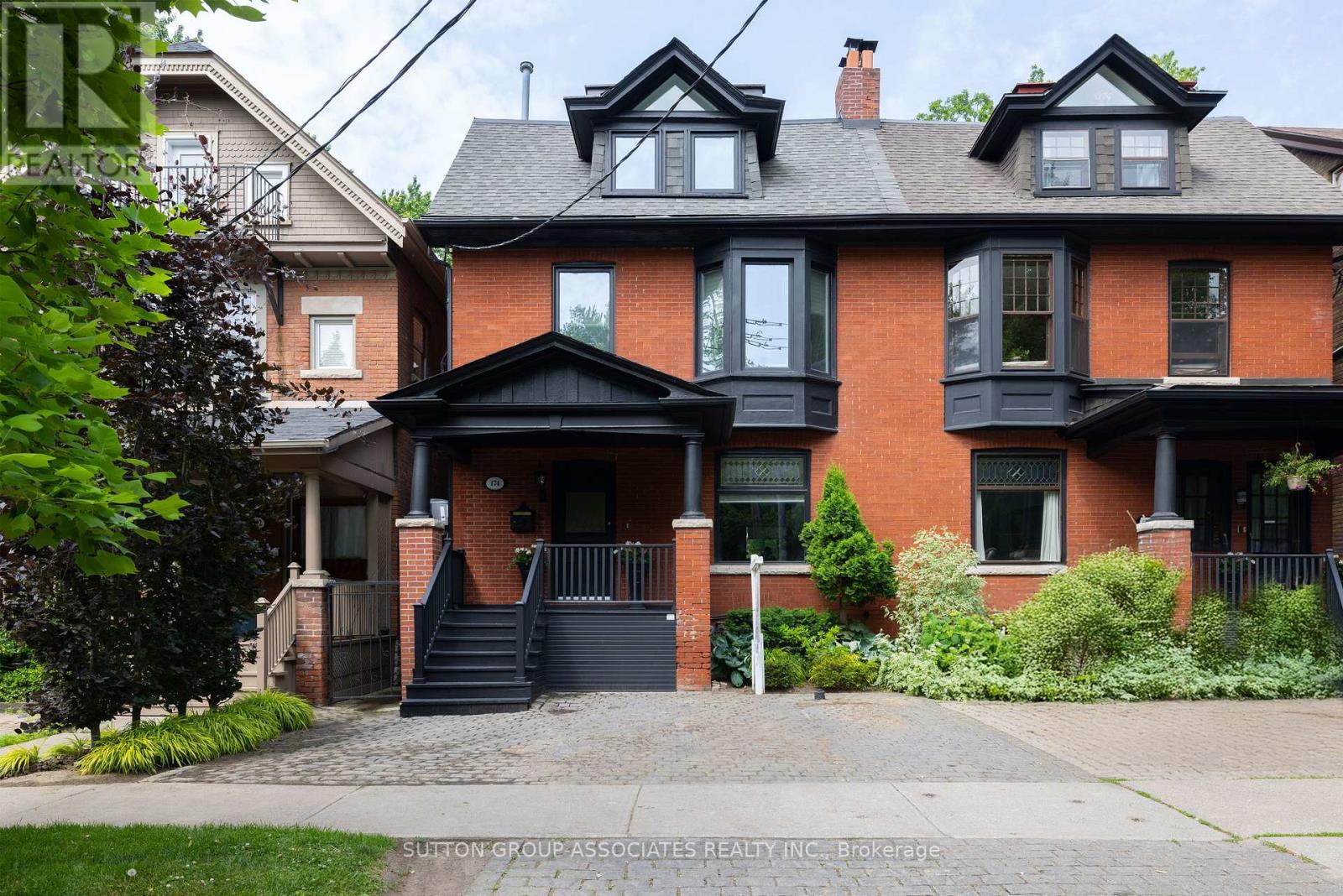 Property at 174 MADISON AVENUE image 1