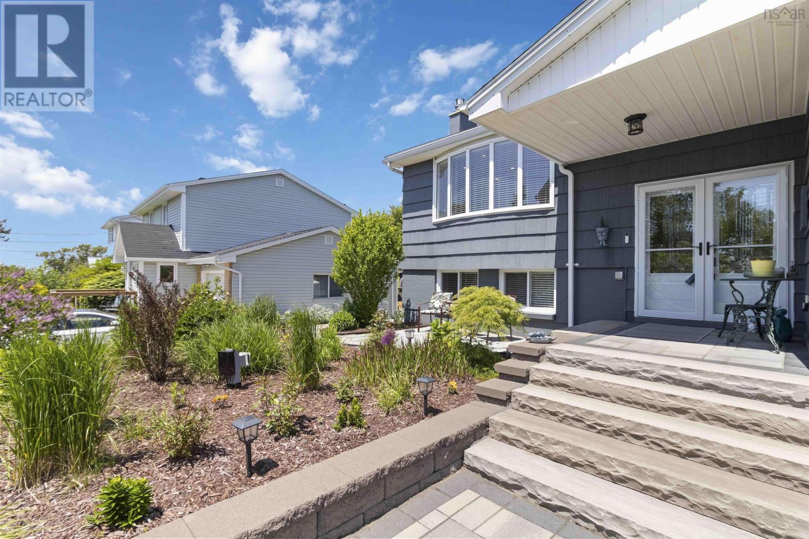 Property at 71 Dorothea Drive image 4