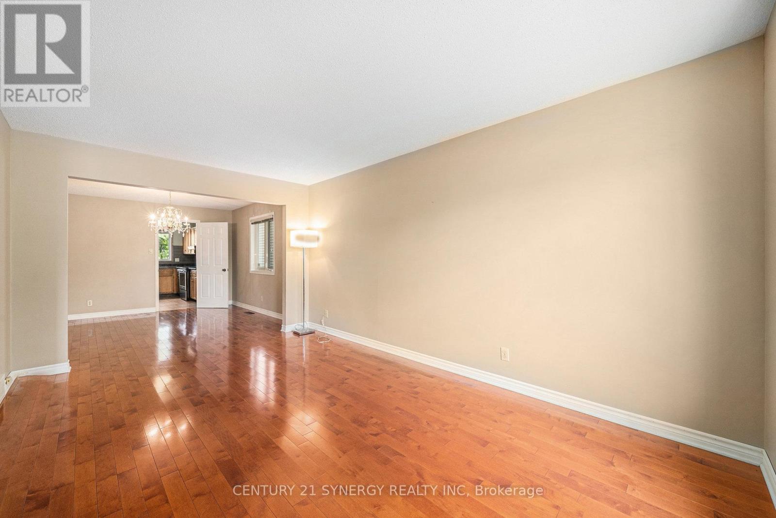 Property at 92 NESTOW DRIVE image 2