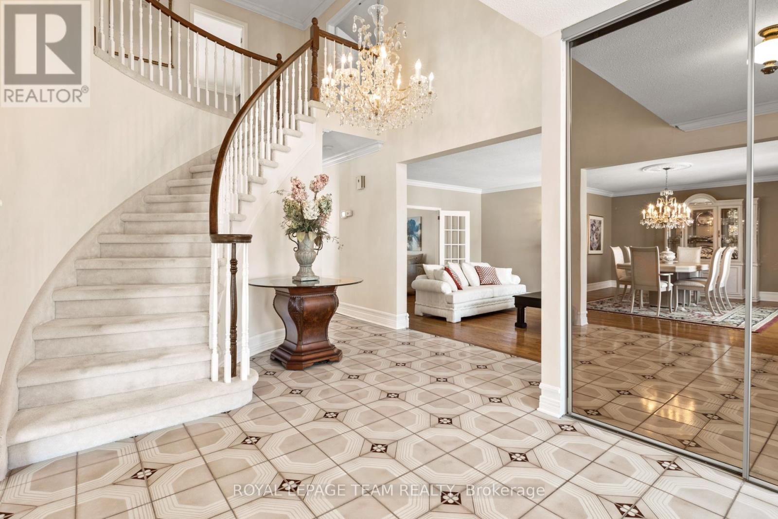 Property at 44 SYCAMORE DRIVE image 4