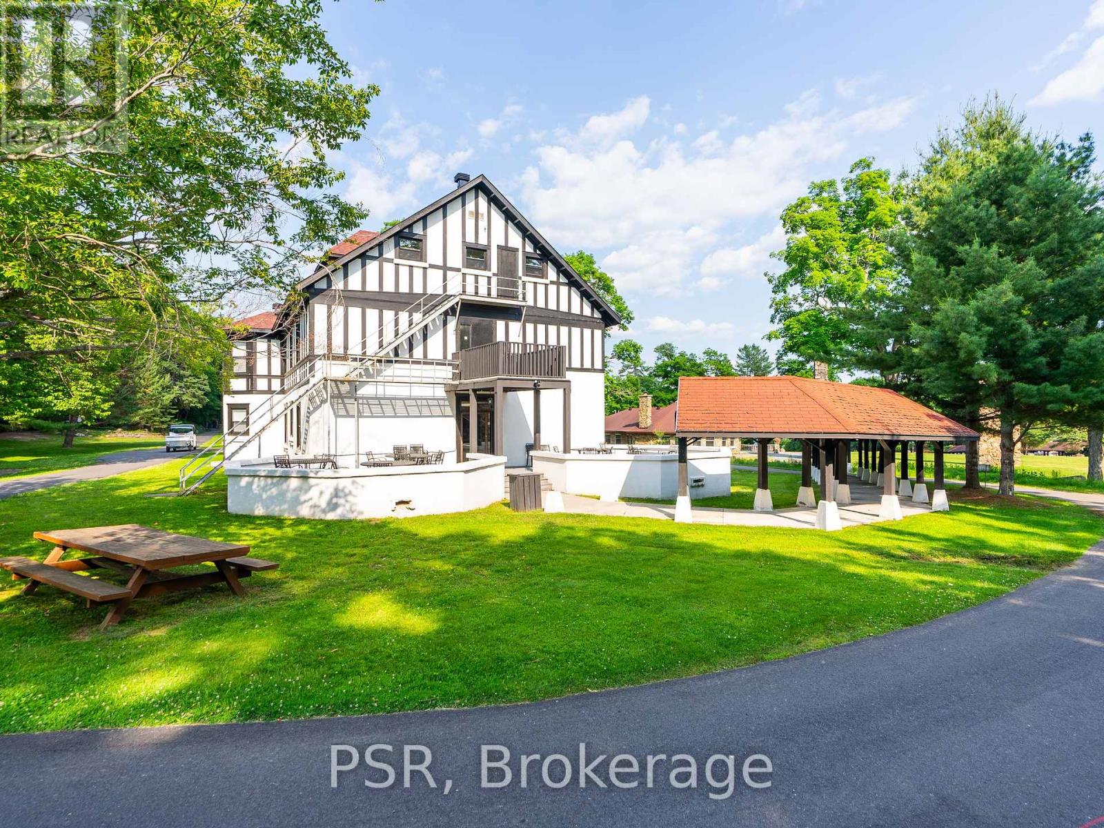 117 - 12 Bigwin Island, Lake Of Bays (Franklin), Ontario  P0B 1A0 - Photo 42 - X12220338