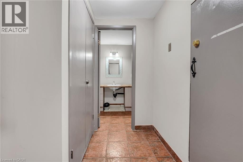 141 Catharine Street S Unit# 806, Hamilton, Ontario  L8N 2J7 - Photo 39 - 40741356