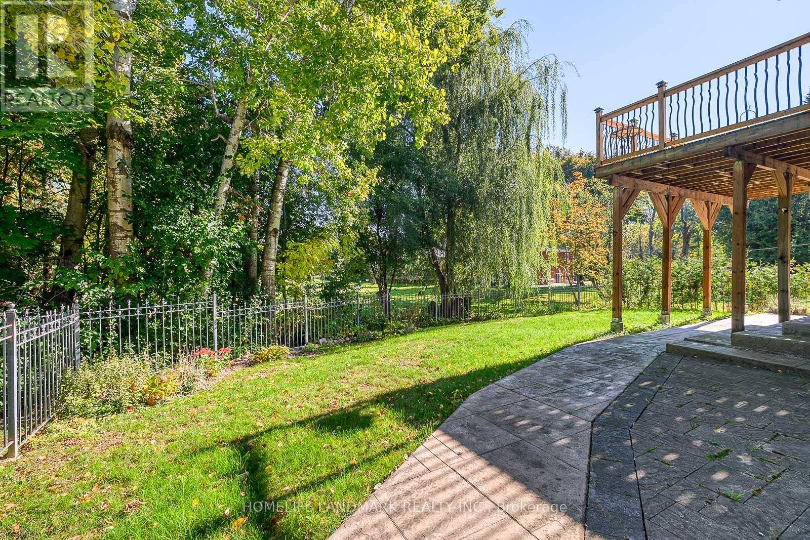9 Chantilly Crescent, Richmond Hill, Ontario  L4C 0K1 - Photo 31 - N12231652