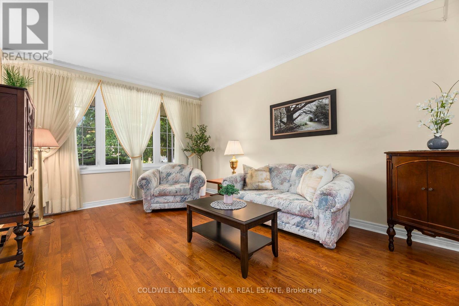 Property at 39 EWEN DRIVE image 2