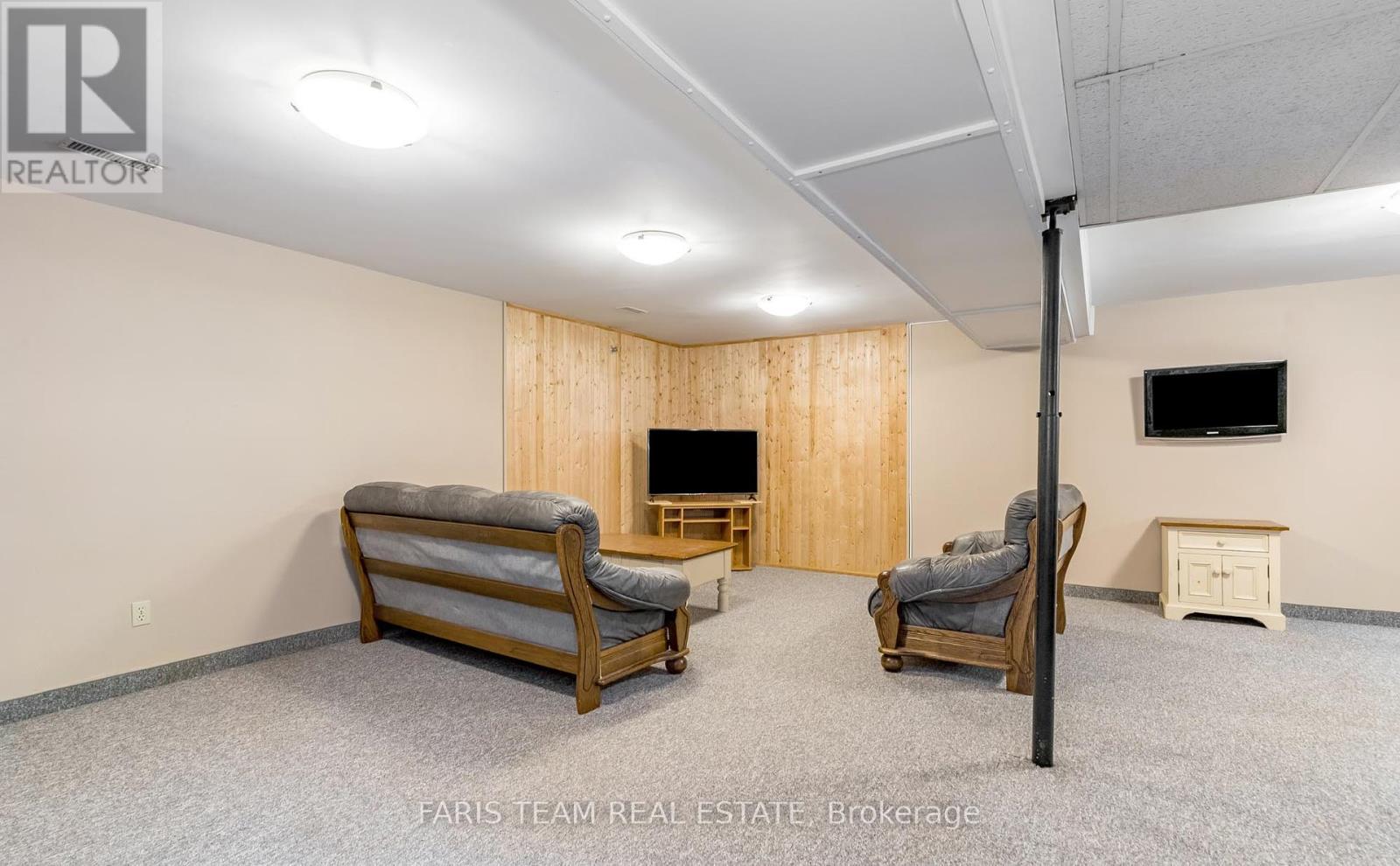 1941 Vespra Valley Road, Springwater, Ontario  L0L 1Y2 - Photo 18 - S12231863