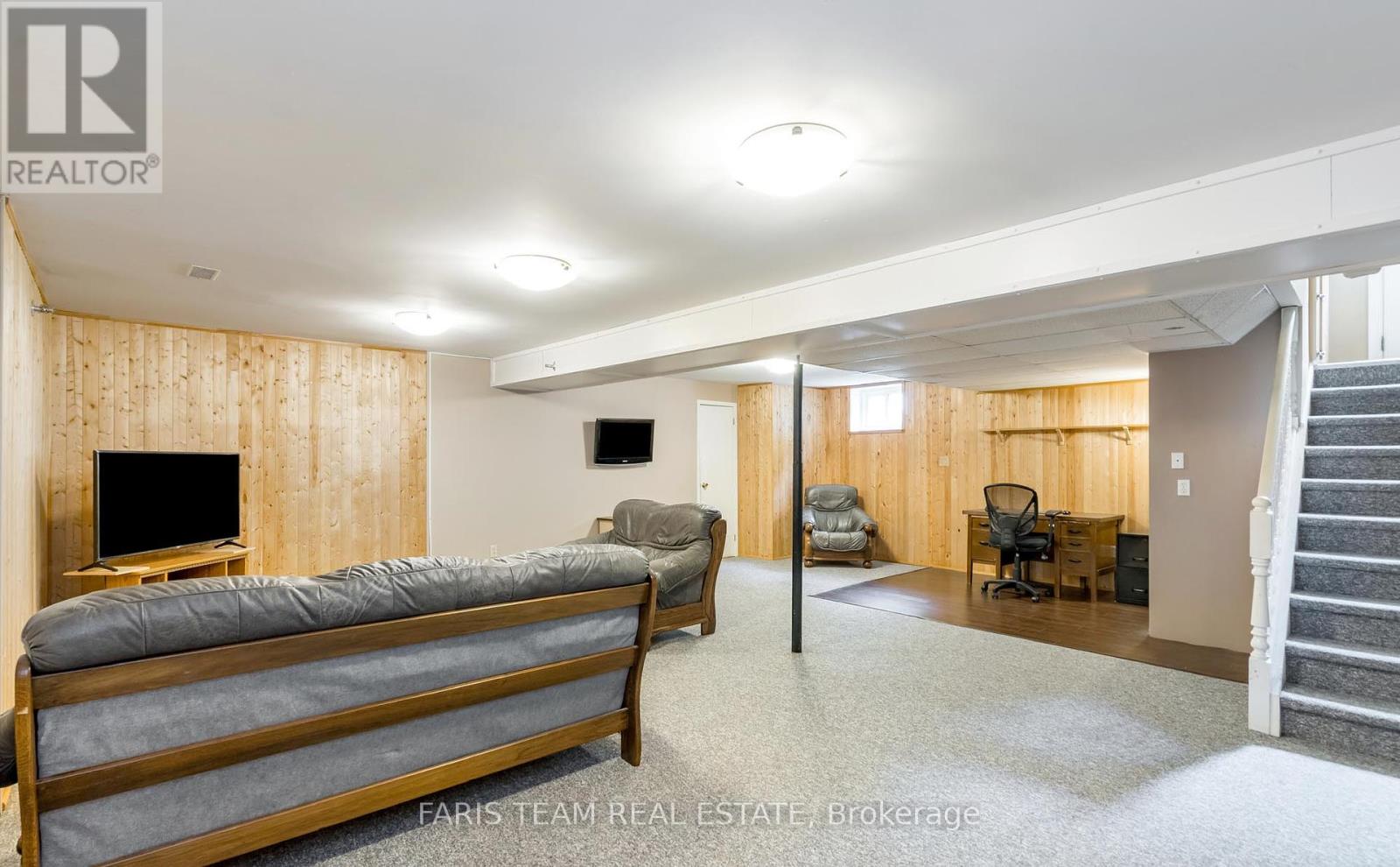 1941 Vespra Valley Road, Springwater, Ontario  L0L 1Y2 - Photo 19 - S12231863