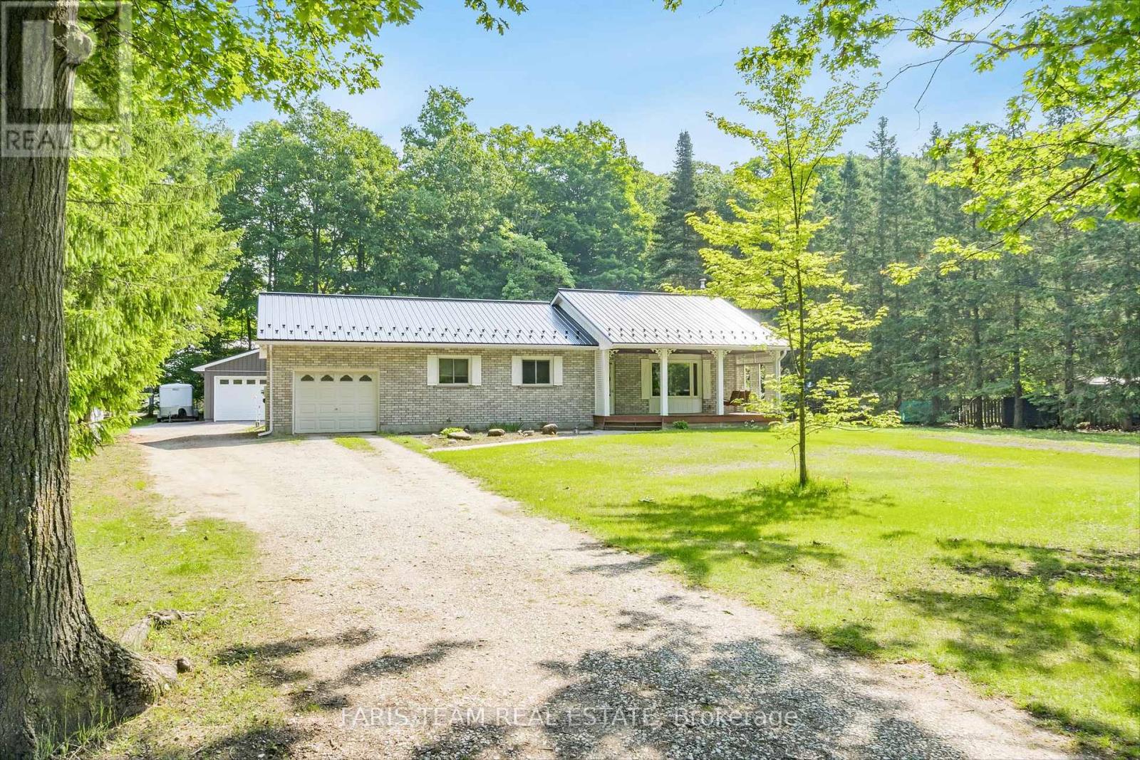 Property at 1941 VESPRA VALLEY ROAD image 2