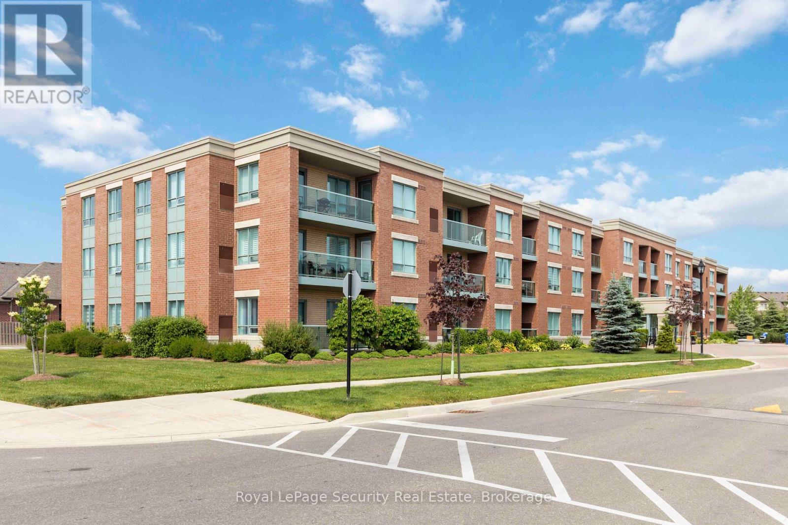 Property at 210 - 50 VIA ROSEDALE WAY image 3