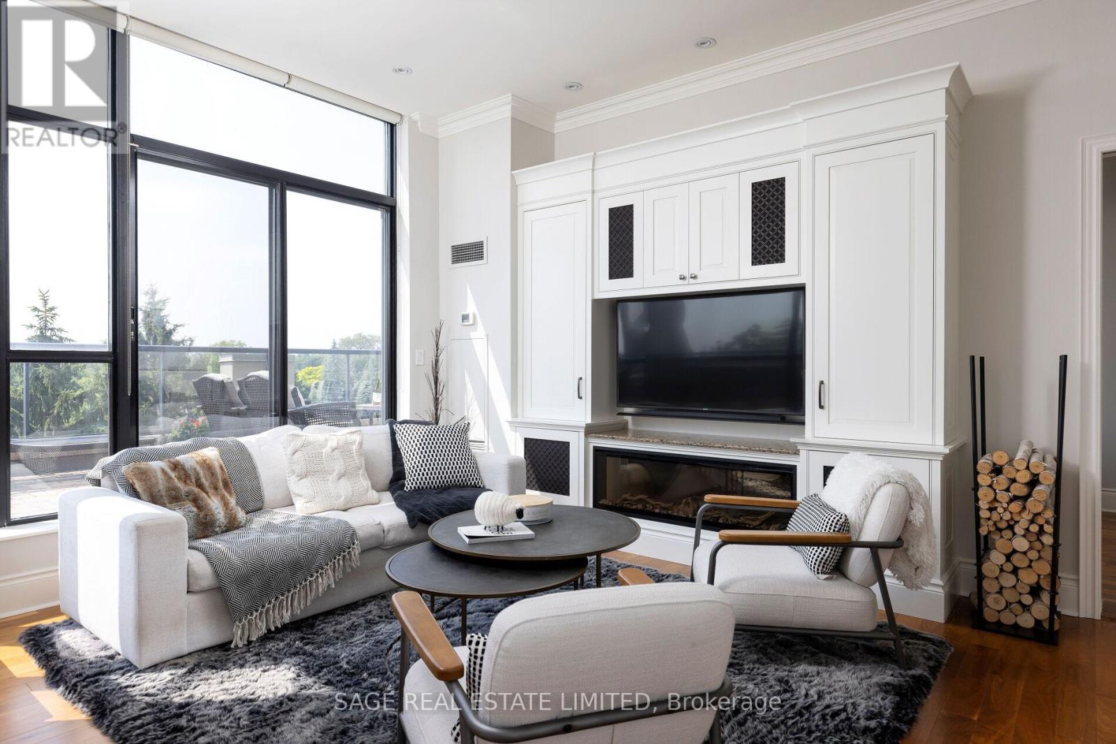 Property at PH613 - 25 EARLINGTON AVENUE image 1