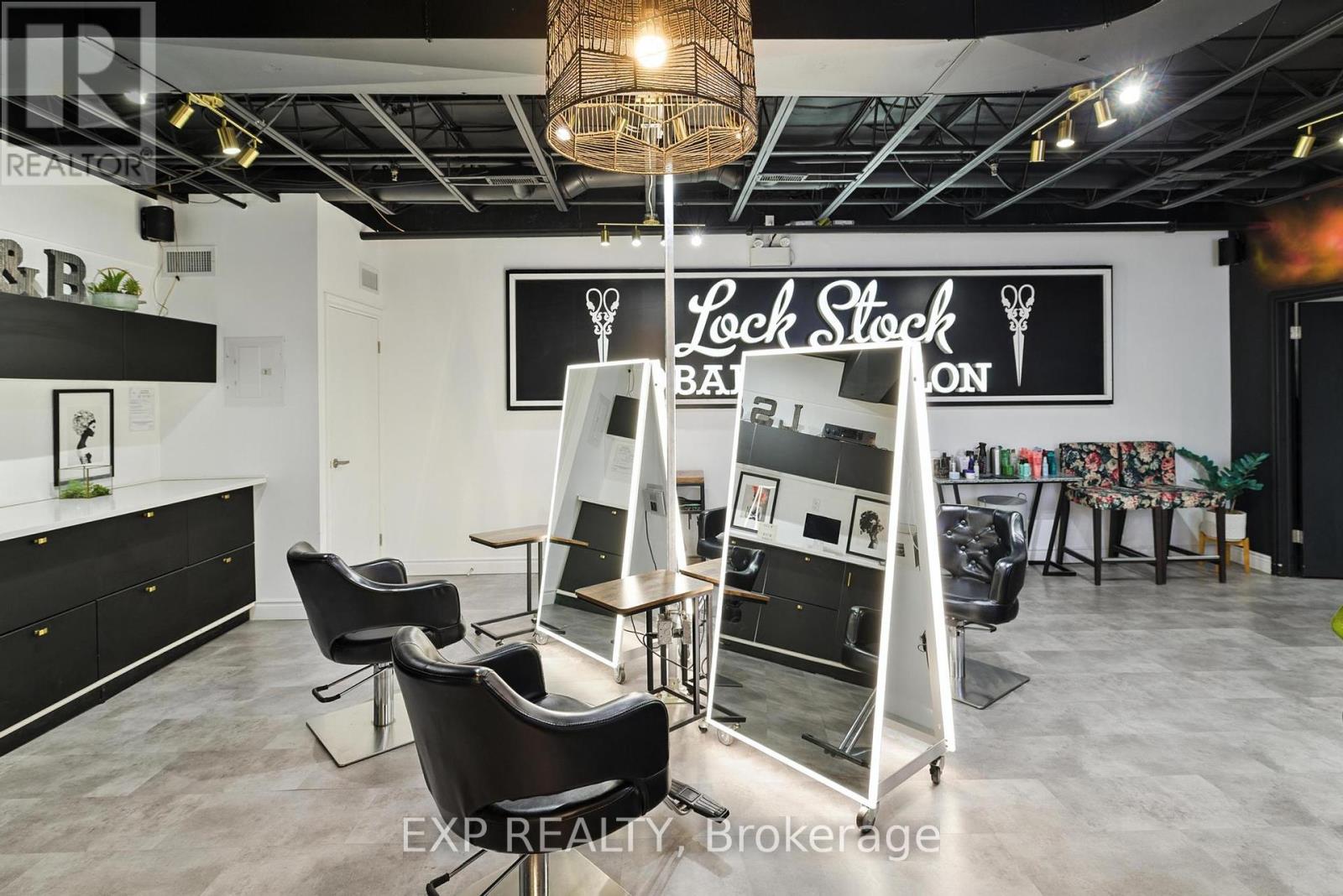 102 - 690 Belmont Avenue, Kitchener, Ontario  N2M 1N6 - Photo 6 - X12231616