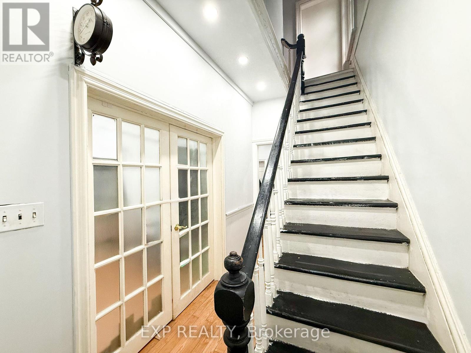 80 Sherwood Drive, Brantford, Ontario  N3T 1N7 - Photo 10 - X12231631