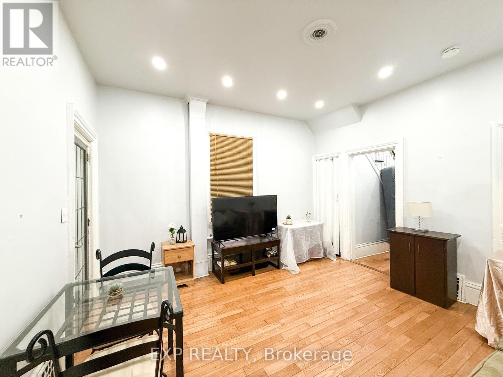 80 Sherwood Drive, Brantford, Ontario  N3T 1N7 - Photo 11 - X12231631