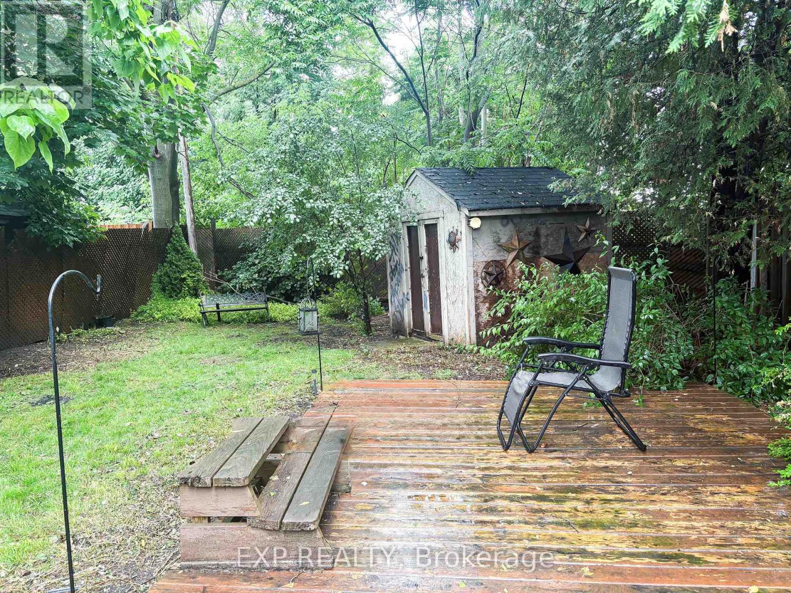 80 Sherwood Drive, Brantford, Ontario  N3T 1N7 - Photo 18 - X12231631