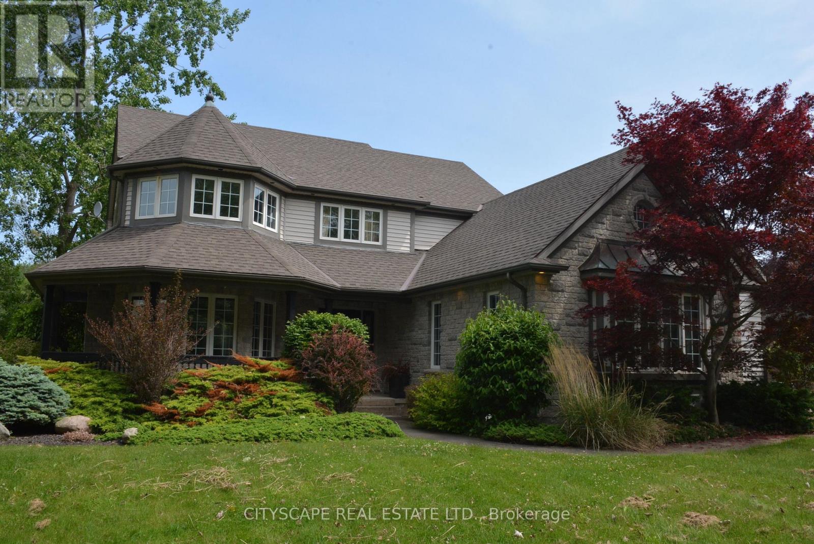Property at 279 LAKESHORE ROAD W image 1