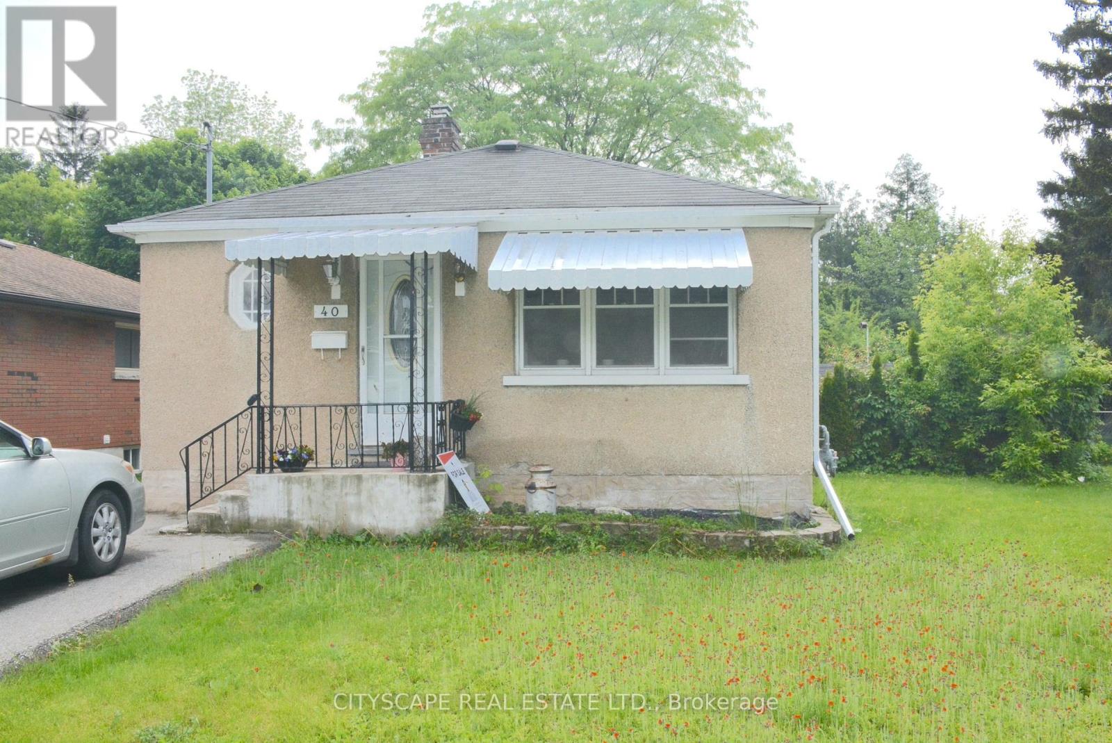 Property at 40 ELGIN STREET N image 1