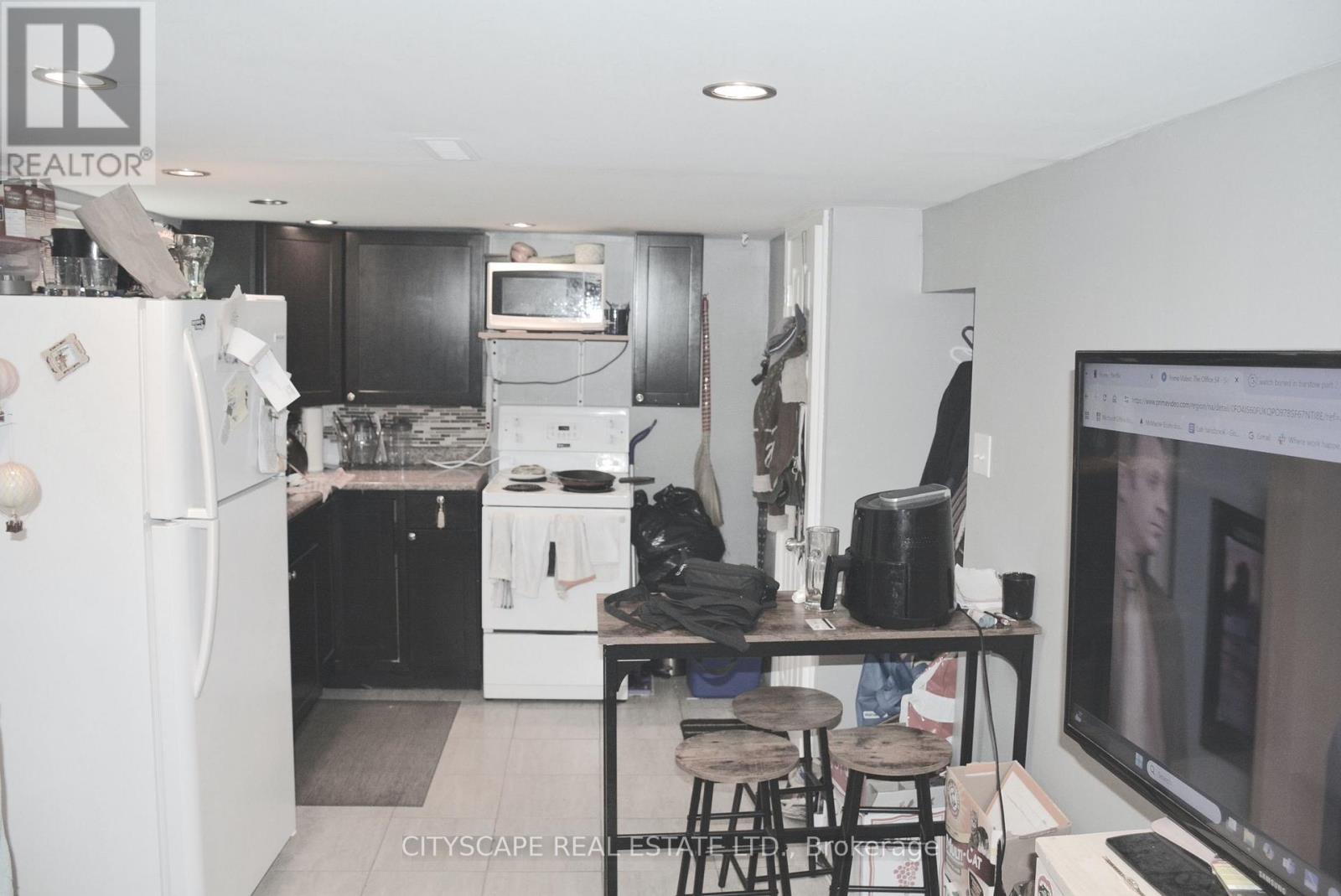 40 Elgin Street N, Cambridge, Ontario  N1R 5G9 - Photo 27 - X12231645