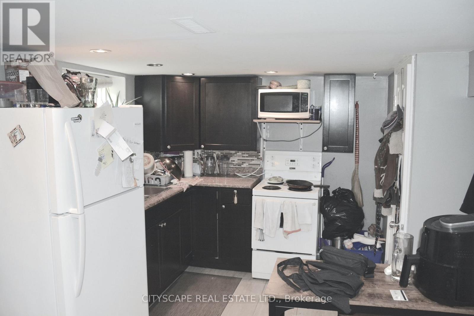 40 Elgin Street N, Cambridge, Ontario  N1R 5G9 - Photo 30 - X12231645