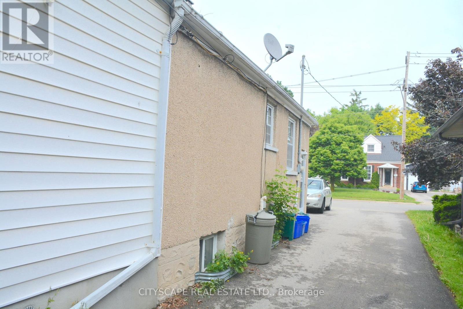 40 Elgin Street N, Cambridge, Ontario  N1R 5G9 - Photo 41 - X12231645