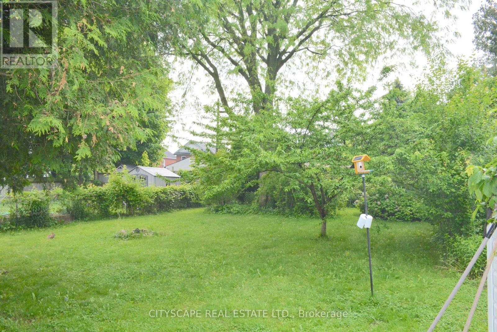 40 Elgin Street N, Cambridge, Ontario  N1R 5G9 - Photo 45 - X12231645