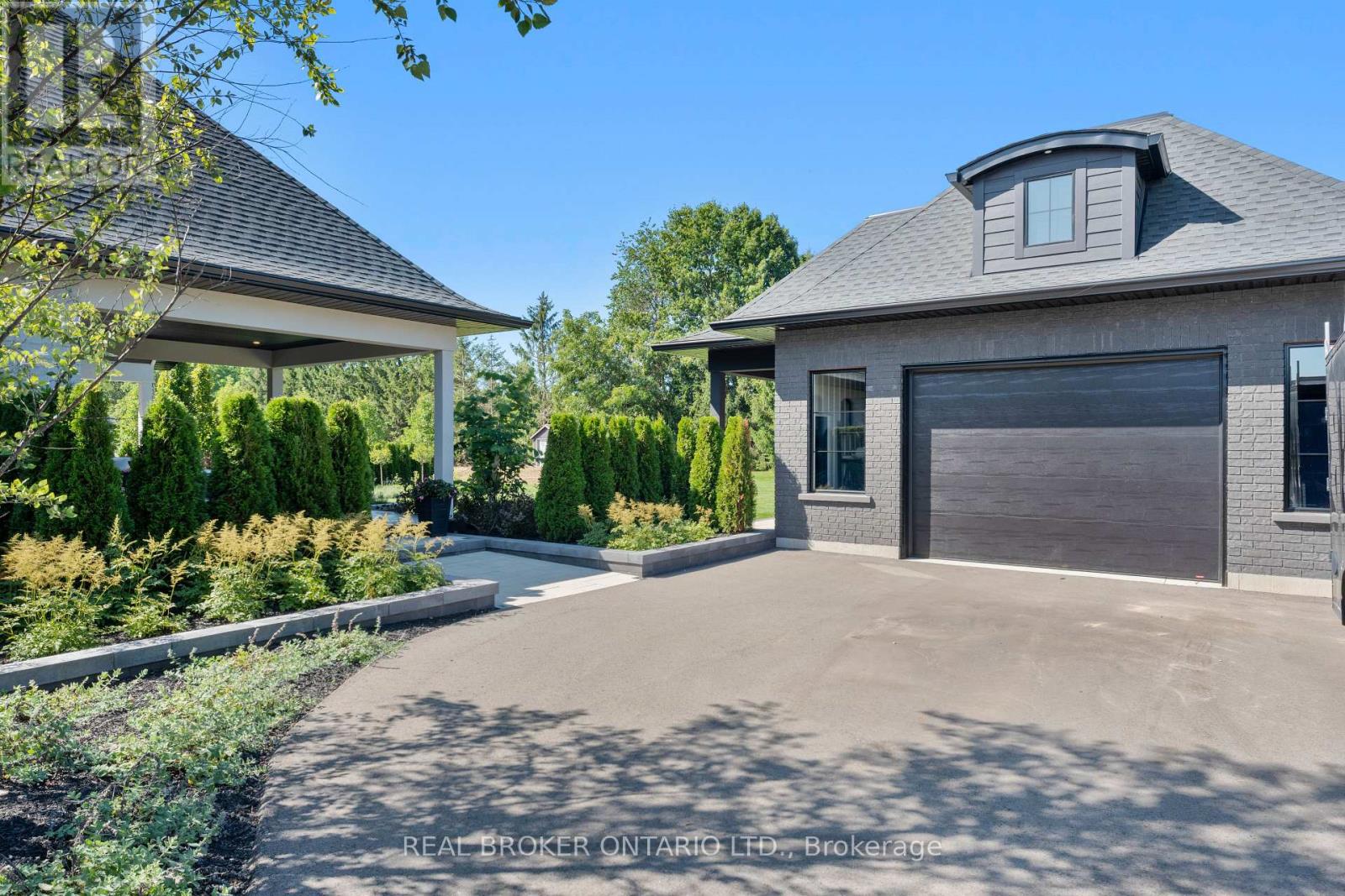 11 August Crescent, Norwich (Otterville), Ontario  N0J 1R0 - Photo 38 - X12231835