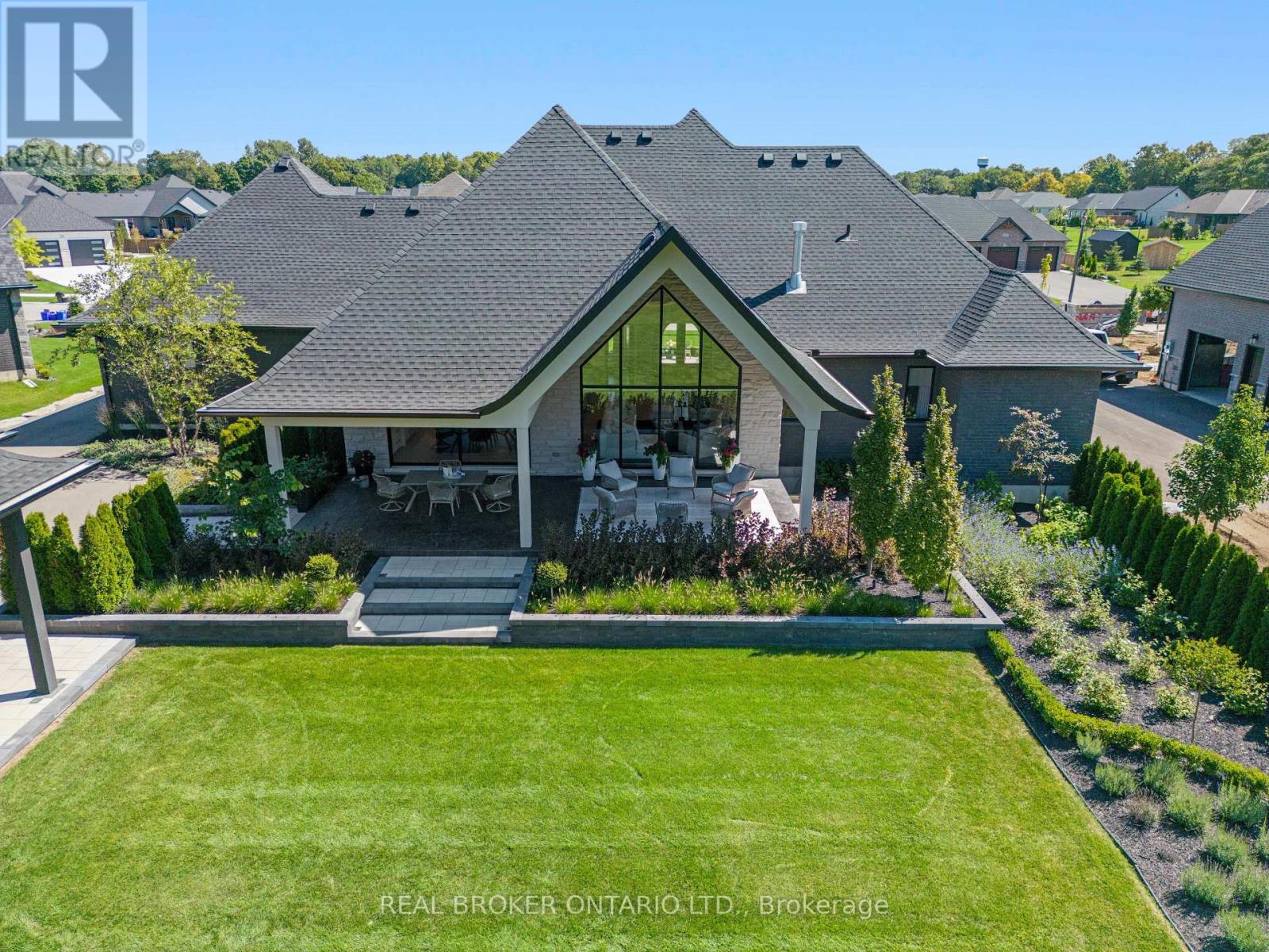 11 August Crescent, Norwich (Otterville), Ontario  N0J 1R0 - Photo 45 - X12231835