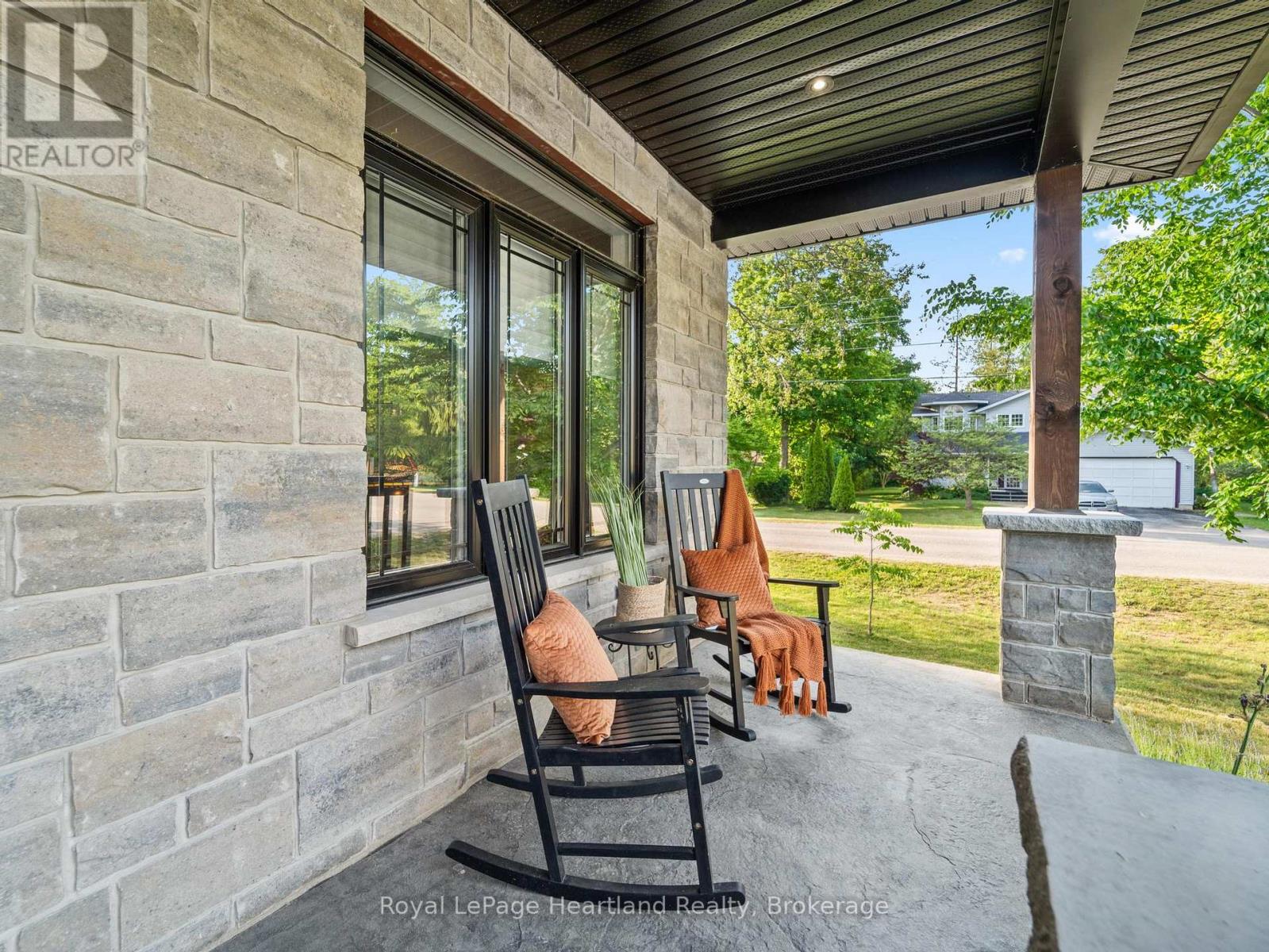 3 Eugene Street, Bluewater, Ontario  N0M 1G0 - Photo 48 - X12232031
