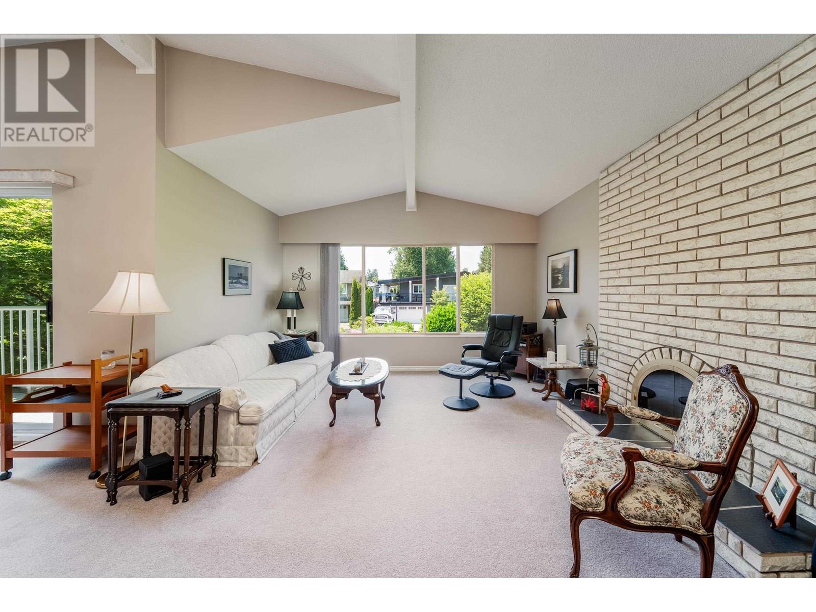 Property at 3138 TERRA COURT image 4