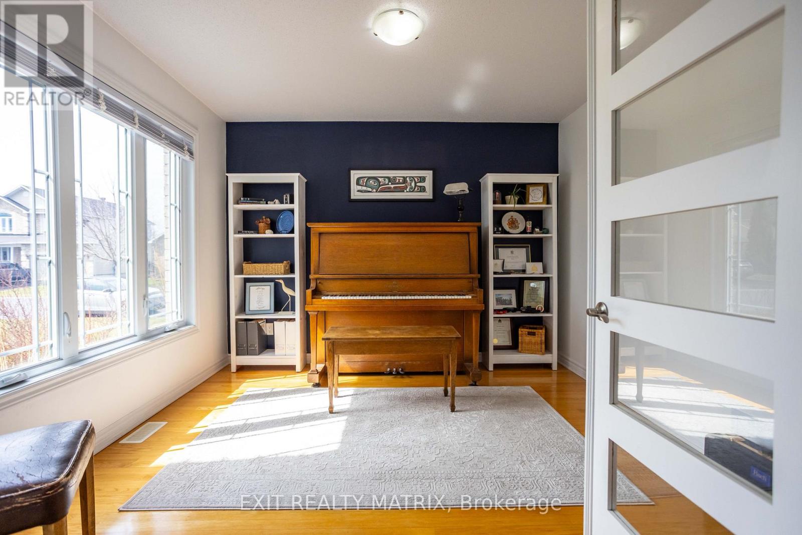 Property at 228 OLDE TOWNE AVENUE image 5